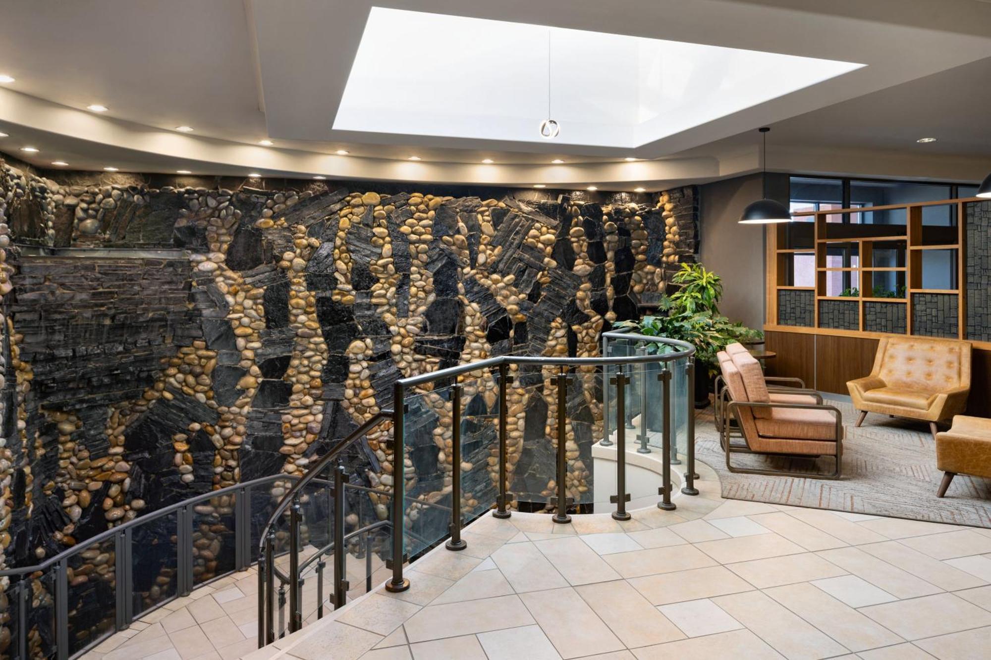 Four Points By Sheraton Edmonton South Exterior foto